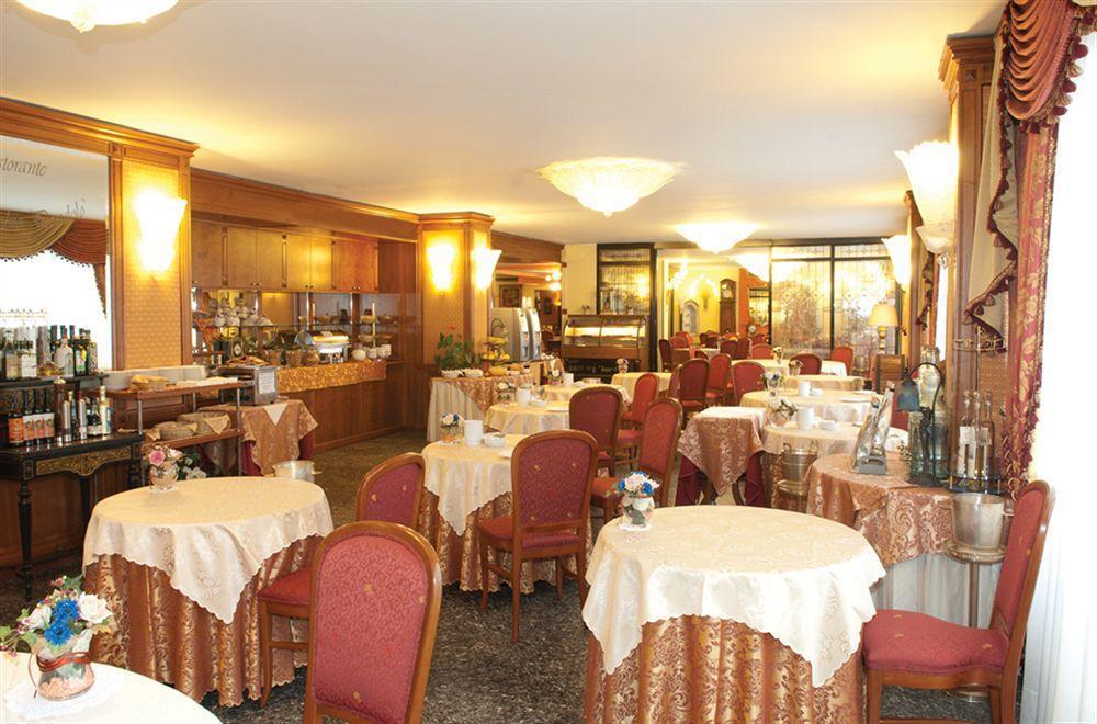 Hotel La Bussola Novara Kültér fotó